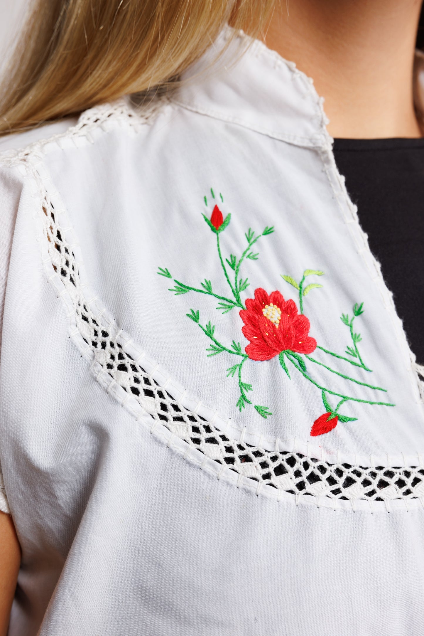 70's Prarie Embroidered Blouse S/M