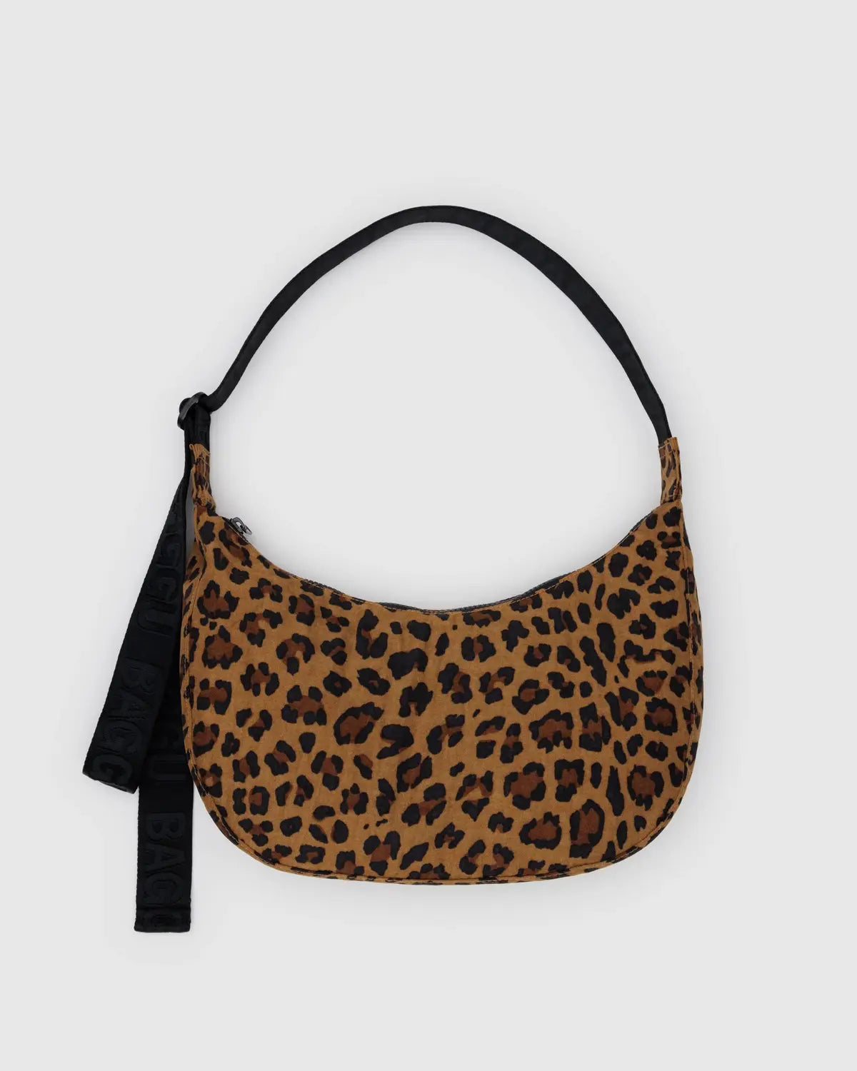 Baggu Medium Cresent Bag in Leopard