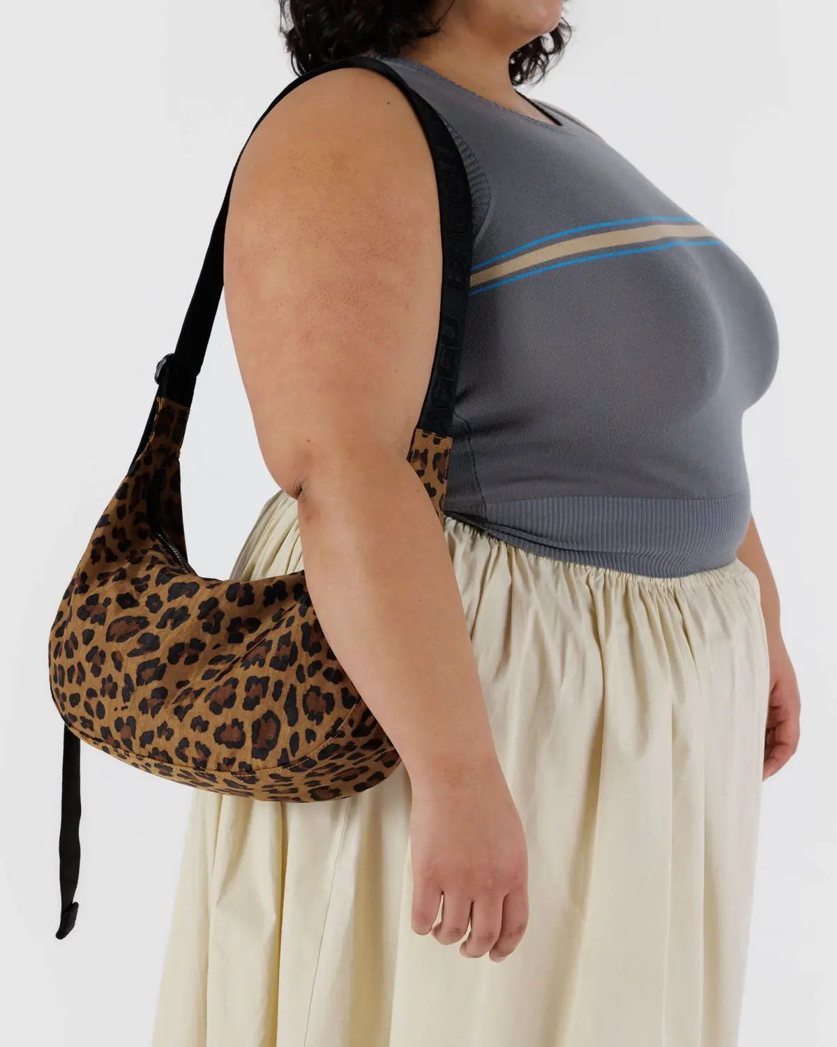 Baggu Medium Cresent Bag in Leopard