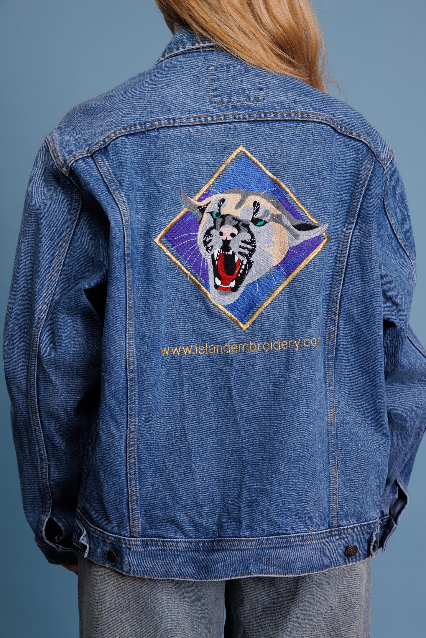90's Lee Embroidered Denim Jacket L