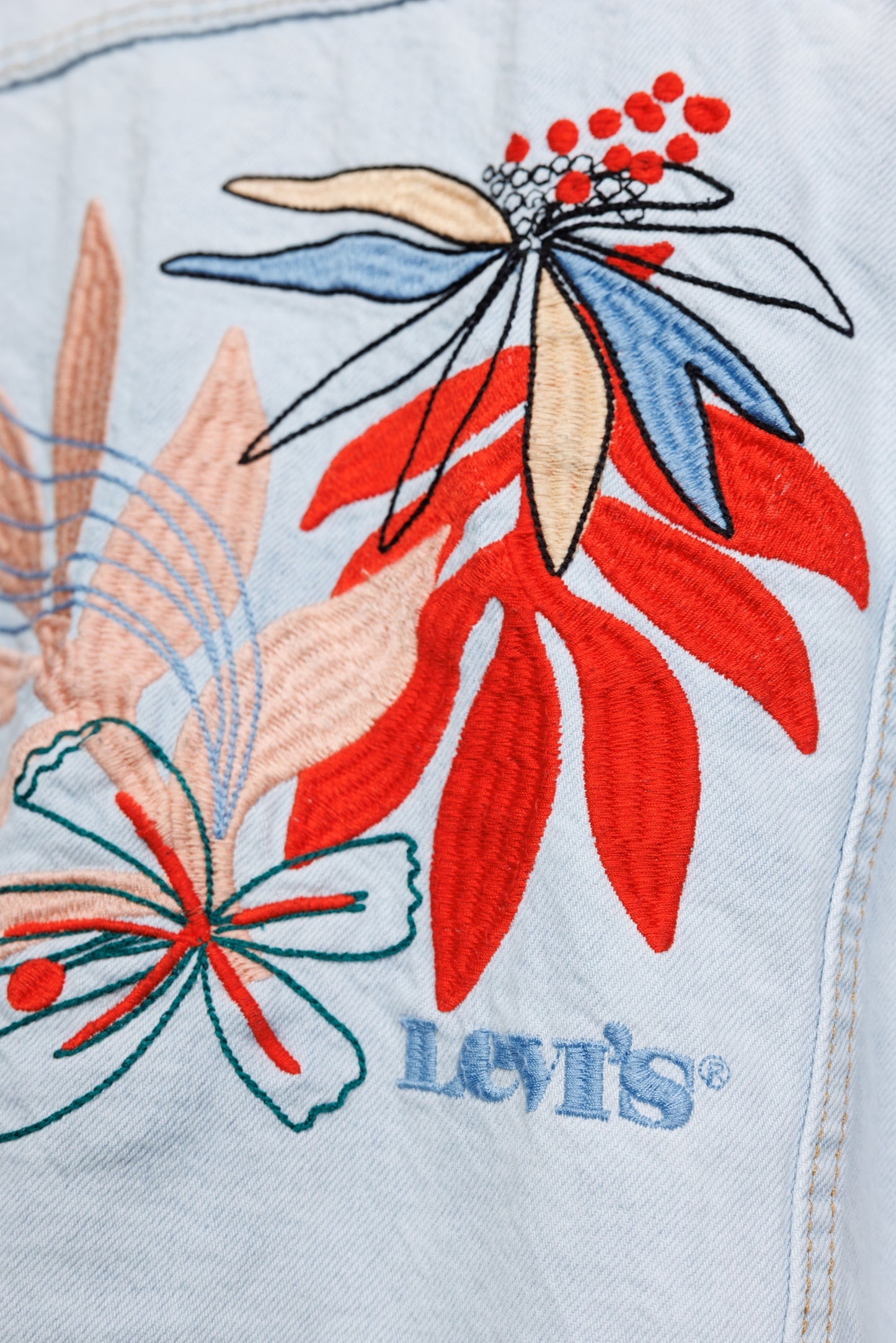 90's Levi's Light Denim Trucker Jacket M/L