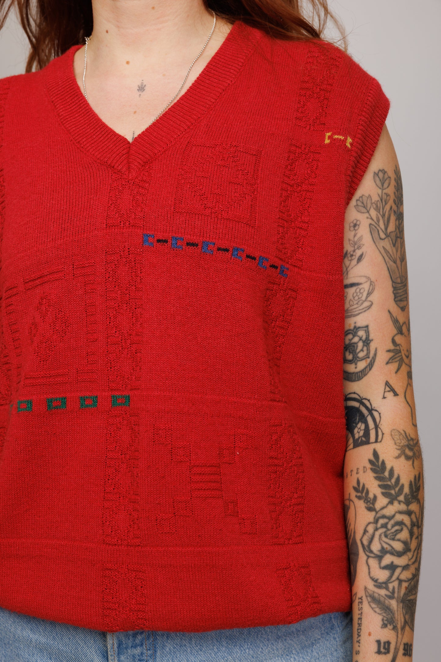 90's Red Textured Sweater Vest M/L