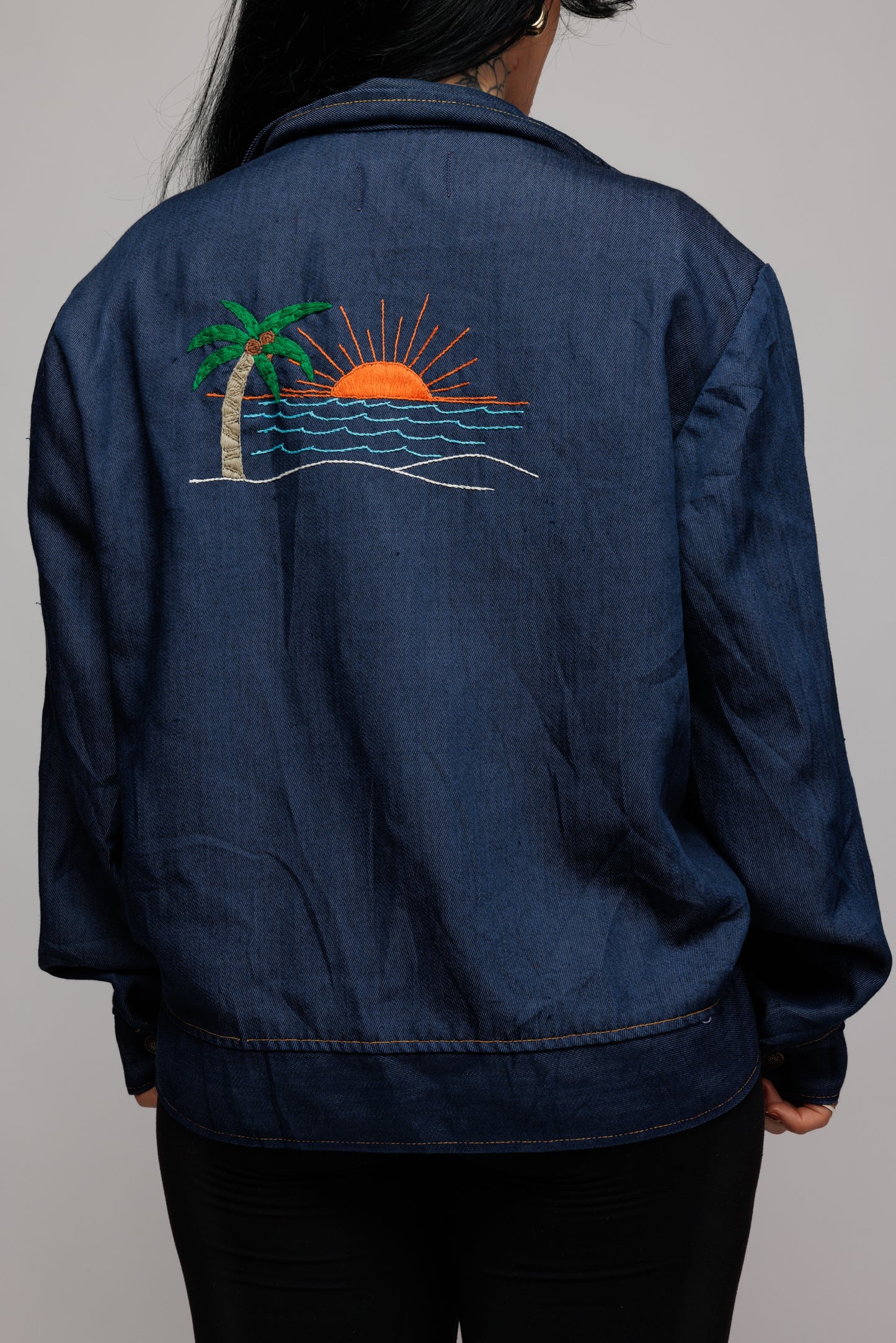 80's Embroidered Denim Shirt M