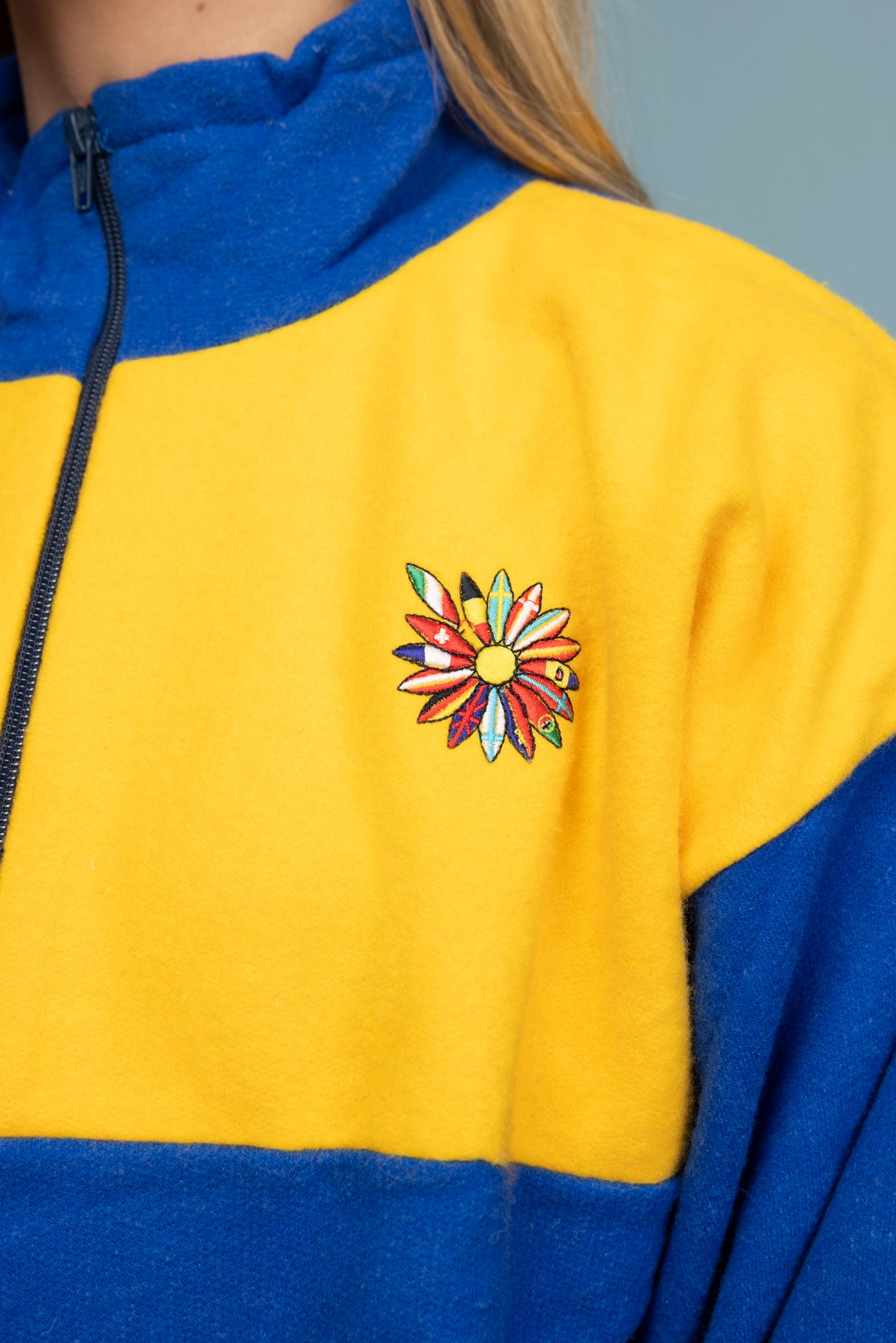 90's Blue & Yellow Flower Supersoft Fleece S