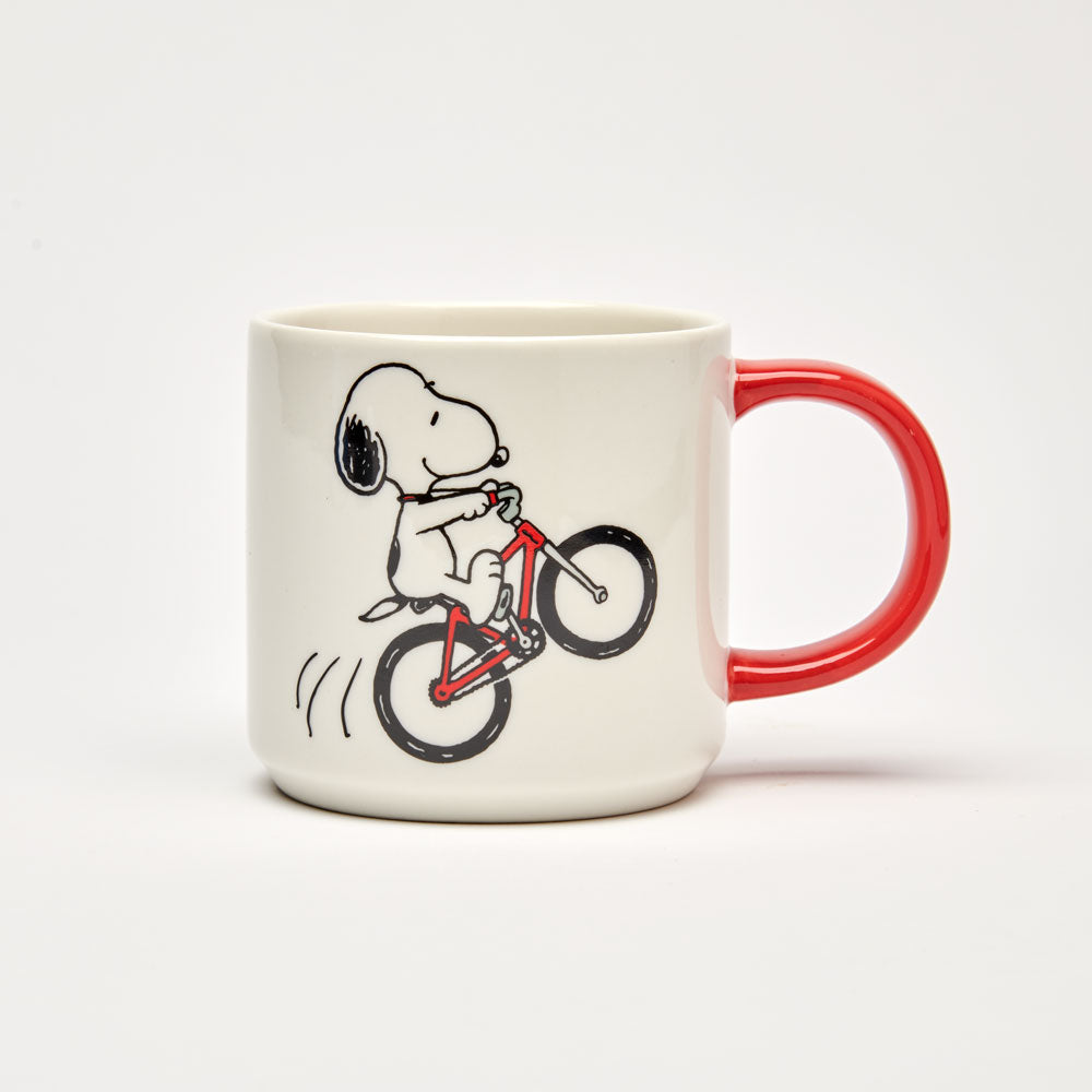 Magpie Snoopy Born To Ride Mug