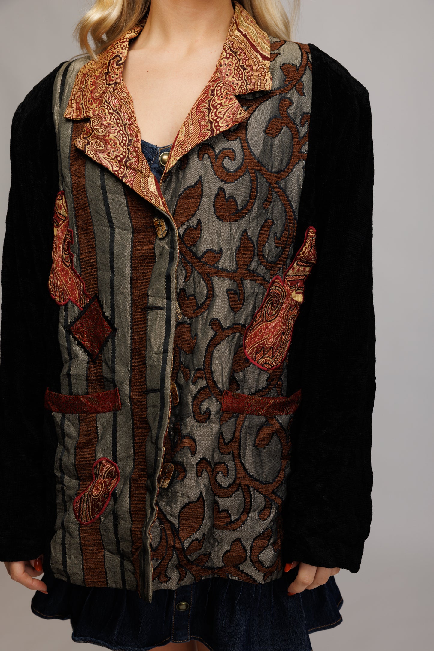 1970's Embroidered Witchy Blazer L